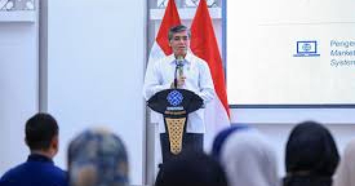 Menteri Ketenagakerjaan (Menaker) Yassierli saat memberikan arahan kebijakan ketenagakerjaan tahun 2026 di Balai Besar Pelatihan Vokasi dan Produktivitas (BBPVP) Bandung, Jawa Barat, Jumat (8/5/2026). (ANTARA/HO-Kemnaker RI)