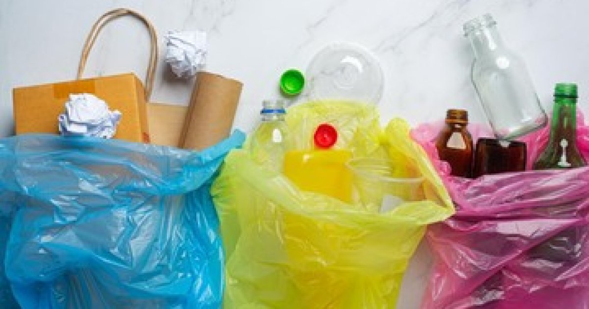 Warga Jakarta Kini Wajib Pilah Sampah dari Rumah, Ini 4 Kategorinya (Foto: Freepik/jcomp)