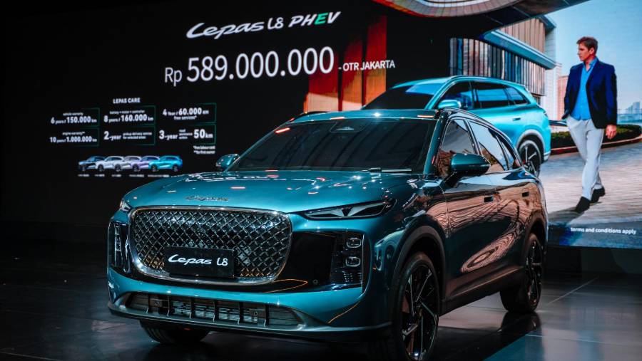 SUV Premium PHEV Lepas L8 Resmi Hadir di Indonesia, Tawarkan Kombinasi Canggih dan Kenyamanan