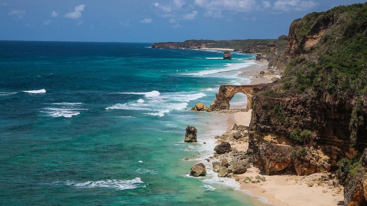 Foto: Bawana Beach, Sumba (Photo by Delphine Fant on Unsplash)