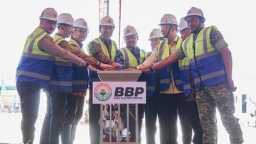 Gresik Perkuat Basis Hilirisasi Nasional: Groundbreaking Pabrik Petrokimia Strategis Dimulai