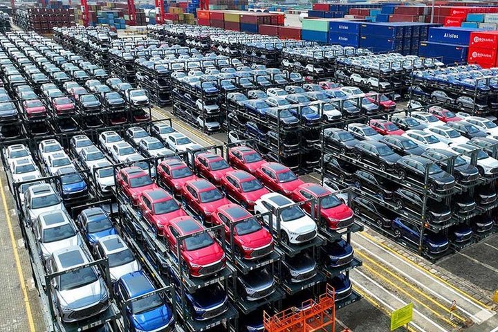 Analisis Pasar Otomotif: BYD Meroket ke Papan Atas, Dominasi Honda Tergeser di April 2026