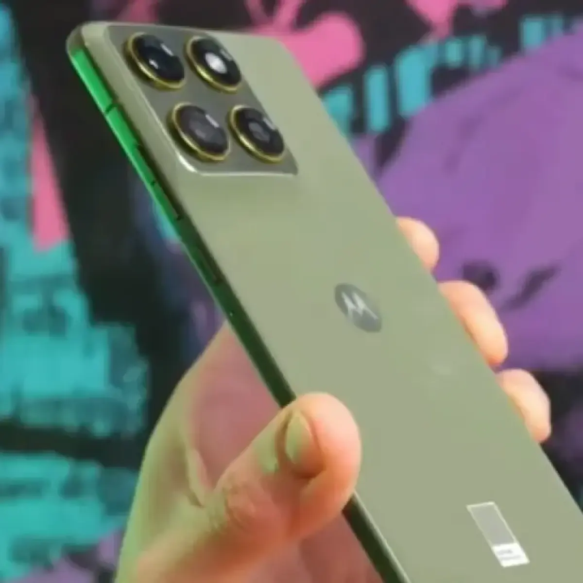 Performa Maksimal di Tangan Anda: Rekomendasi 6 Ponsel Oppo dengan RAM 12 GB dan Memori 256 GB
