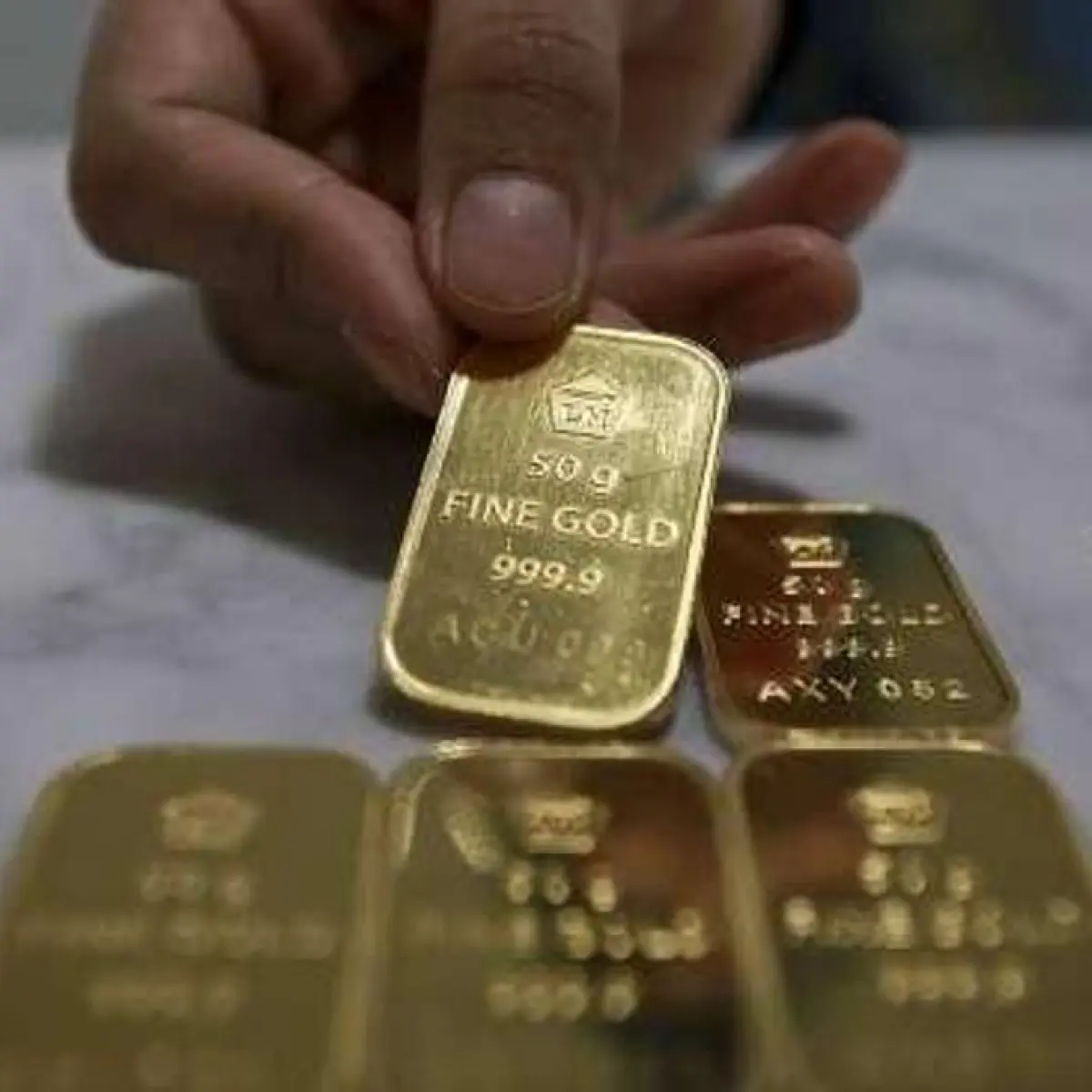 Harga Emas Antam Bertahan di Puncak Rp2,8 Juta per Gram, Pasar Global Stabil di Tengah Libur Panjang