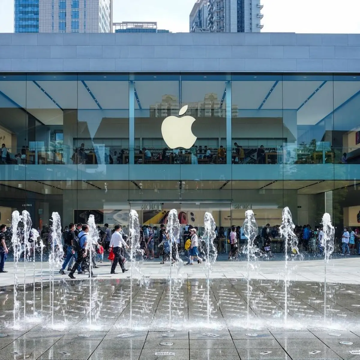 Apple Kompensasi Pengguna AS Rp3,8 Triliun Atas Klaim Janji Fitur Siri yang Tertunda