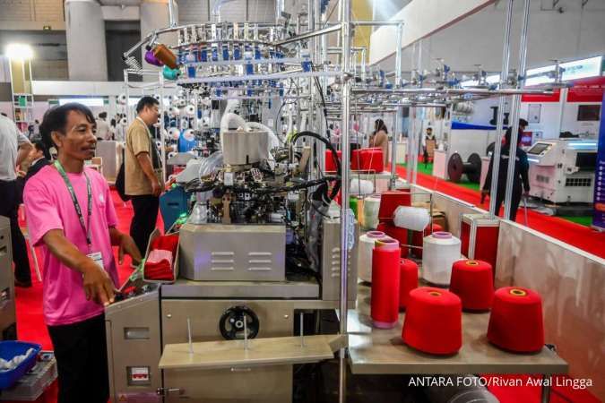 Tekanan Ganda Industri Tekstil Nasional Akibat Kurs Rupiah Terkoreksi Tajam