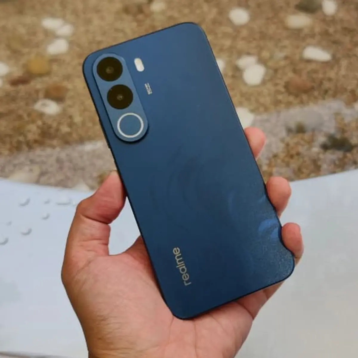 Mengintip Ketangguhan Realme C100x, Ponsel C-Series dengan Baterai 8.000 mAh dan Standar Militer