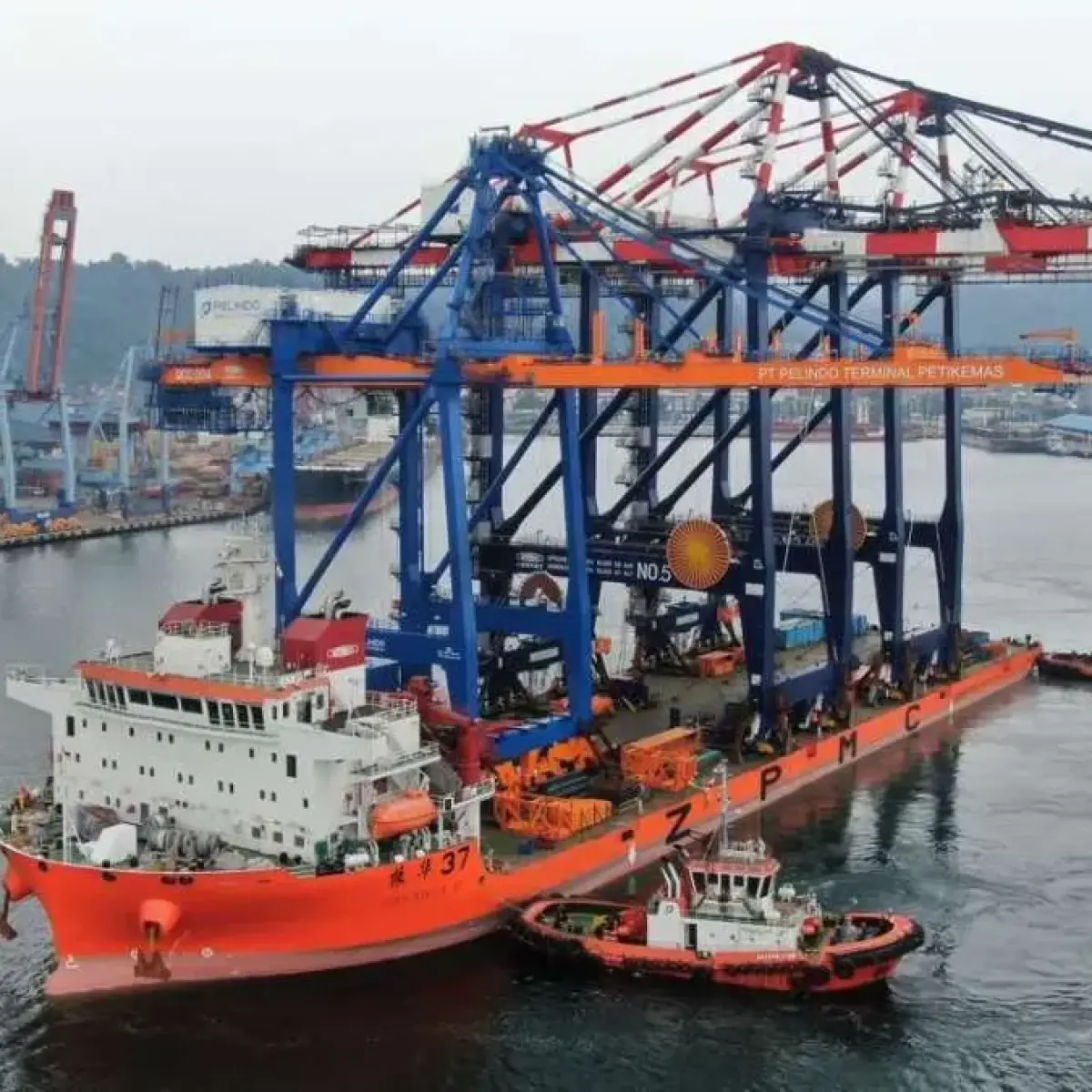 IPC TPK Perkuat Logistik Sumatra Selatan: Dermaga Panjang Sambut Crane Bongkar Muat Canggih Baru