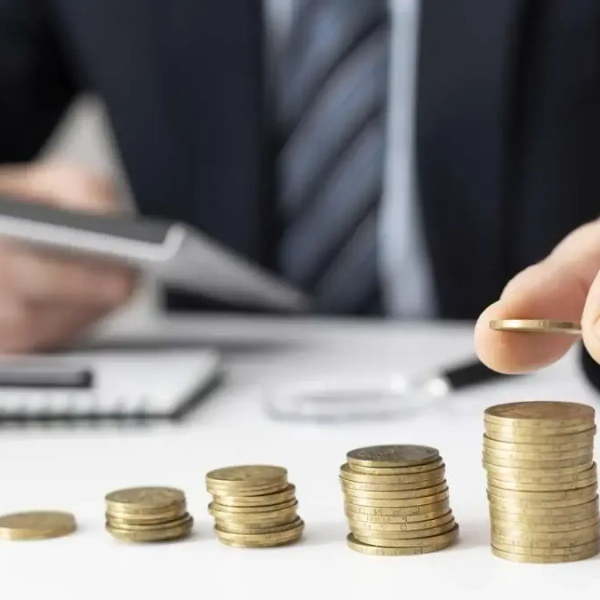 Evaluasi Finansial Akhir Tahun: Strategi Praktis Membangun Kekokohan Ekonomi Menuju 2026