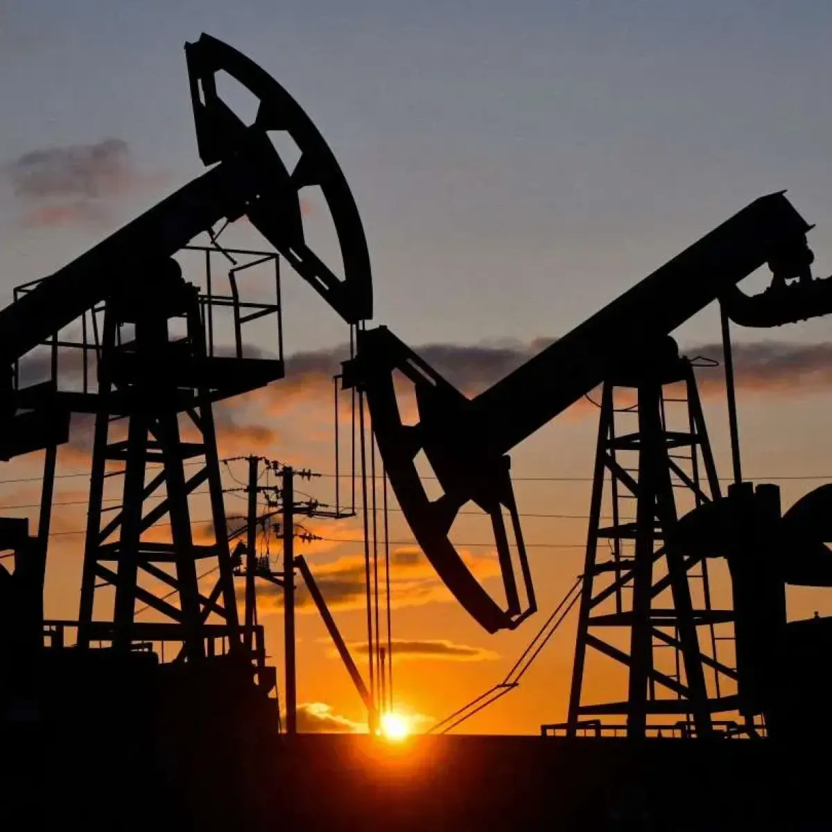 Gejolak Geopolitik Global Picu Kenaikan Harga Energi Dunia, Investor Diminta Waspada