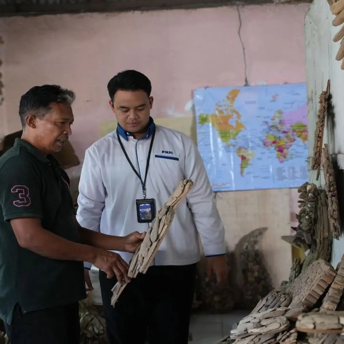 Inspirasi Bali: Kisah Pengusaha Lokal Mengubah Sampah Pesisir Jadi Komoditas Ekspor Bernilai Tinggi