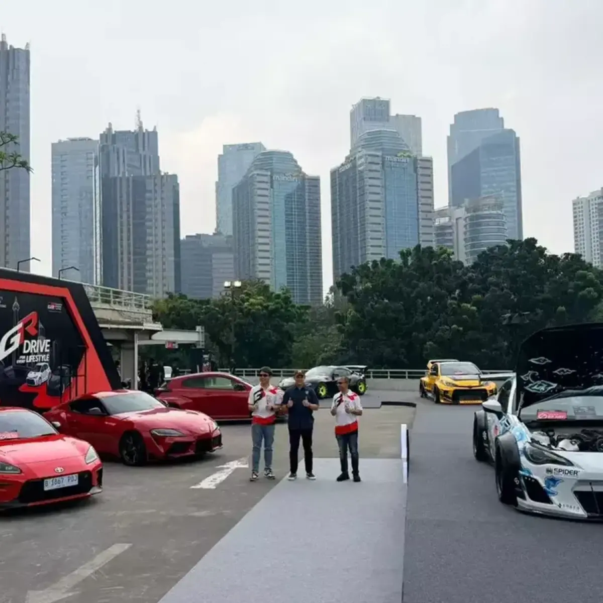 Efisiensi Jadi Prioritas: Lonjakan Permintaan Mobil Hybrid Dipicu Kenaikan Harga BBM dan Pelemahan Rupiah