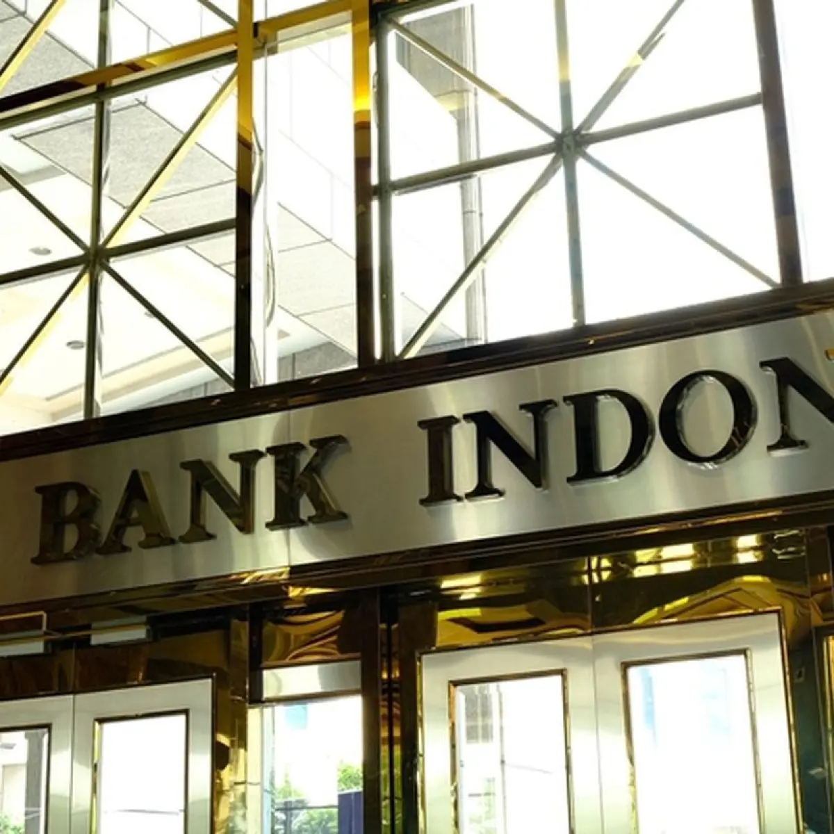 Rupiah Terpukul ke Rp 17.668, Pasar Antisipasi Bank Indonesia Angkat Suku Bunga Acuan