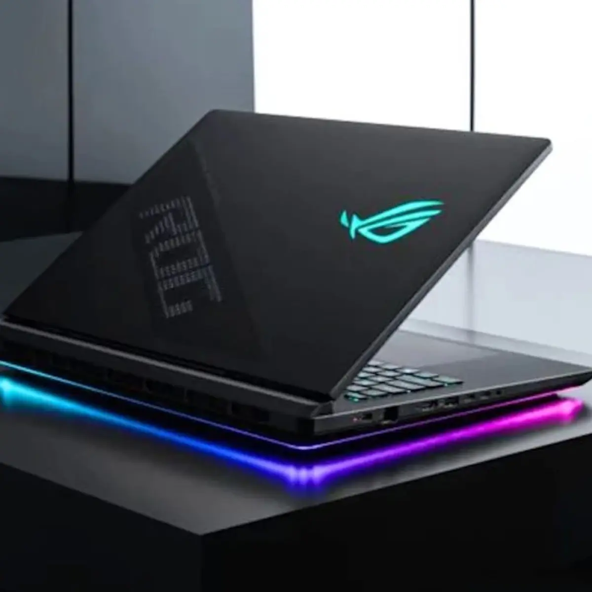 Asus ROG Strix Scar 18 2026: Terobosan Termal dan Layar Mini LED 4K 240Hz di Laptop Gaming Ekstrem