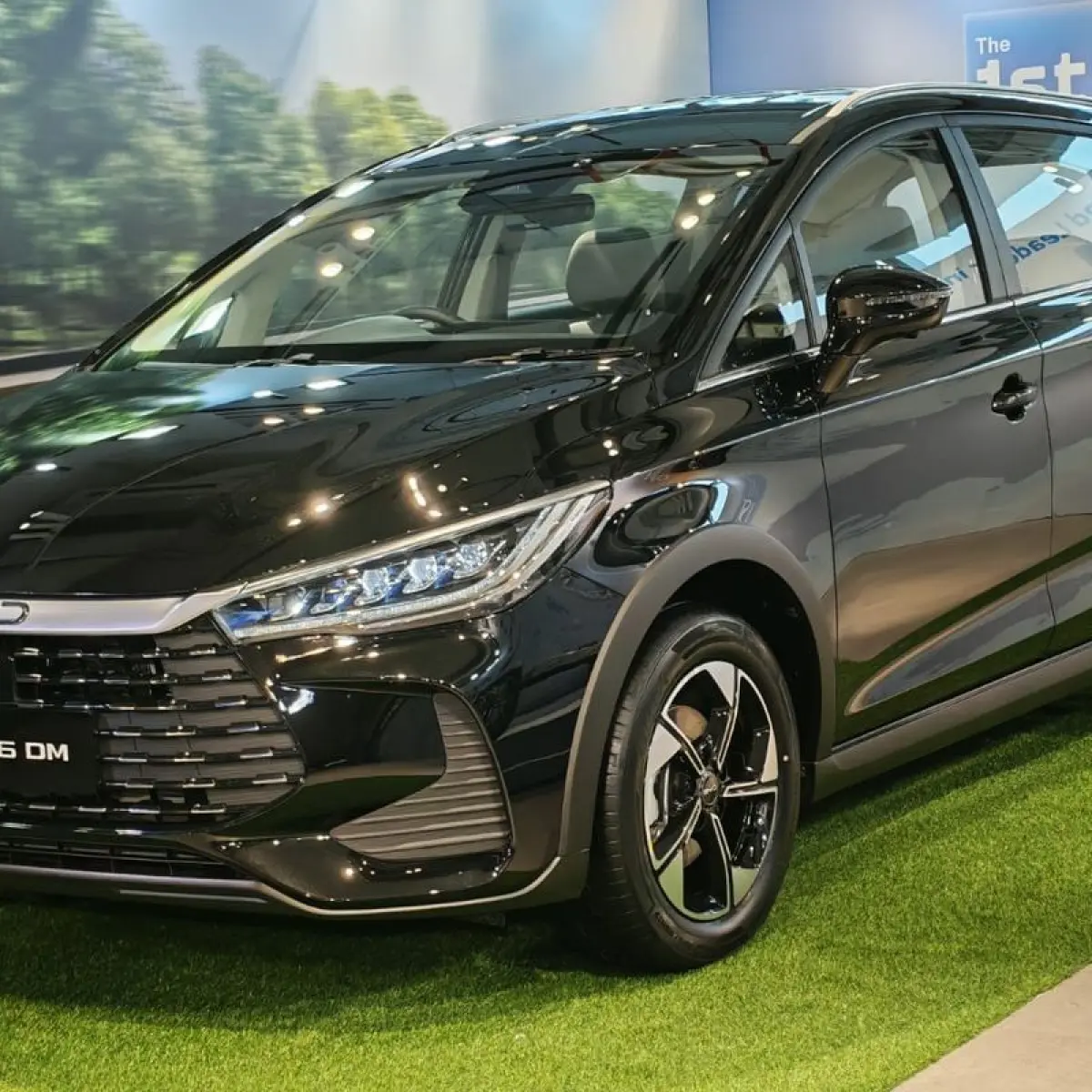 BYD Siap Guncang Pasar Indonesia dengan M6 DM, Calon PHEV Paling Terjangkau
