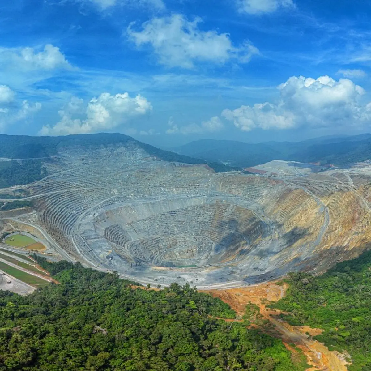 Direktur Amman Mineral, Irwin Ka Pui Wan, Resmi Ajukan Pengunduran Diri