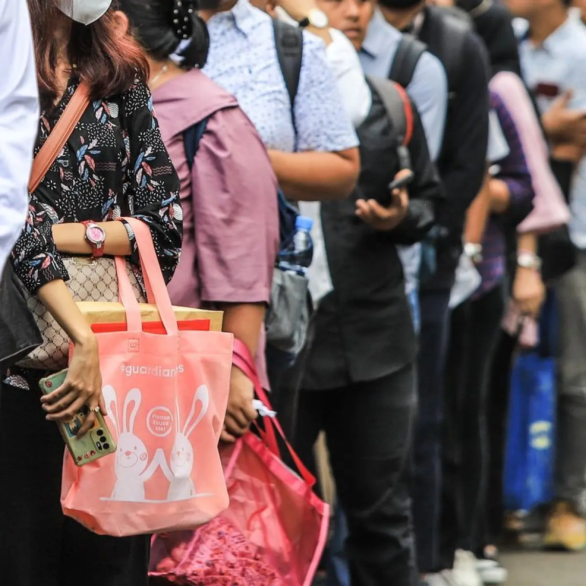 Jeritan Pencari Kerja Jakarta: Jurusan Tak Sejalan hingga Jeratan Batas Usia di Bursa Kerja