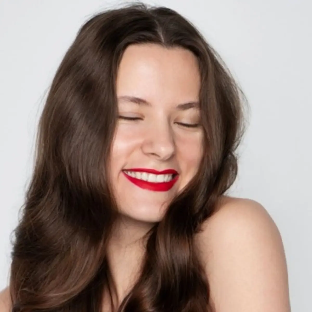 ilustrasi rambut glowing (freepik)