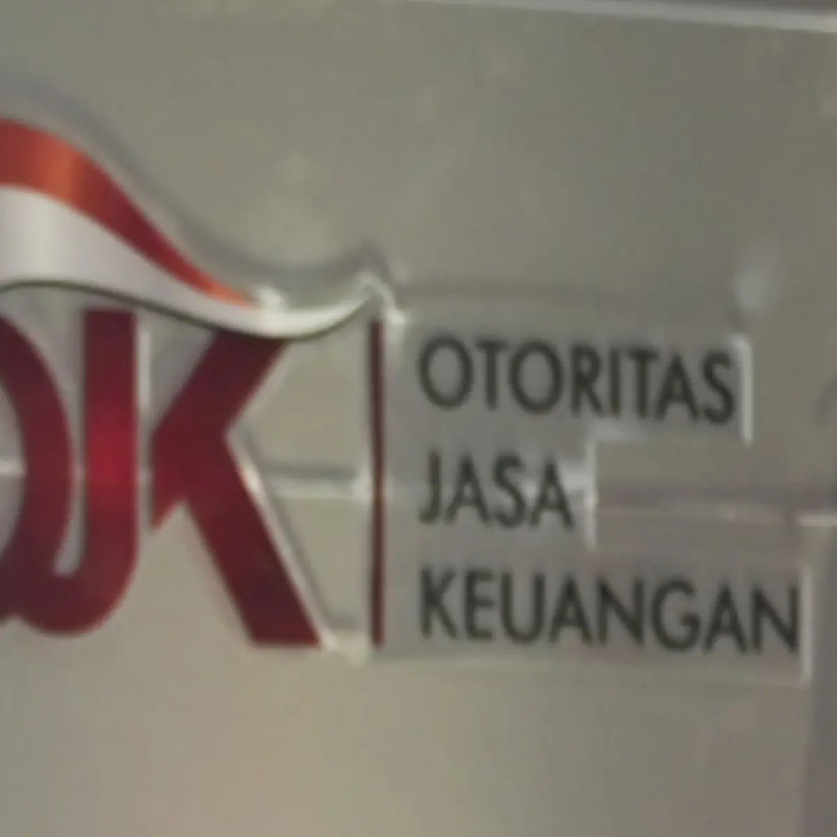 Dana Pihak Ketiga Valas Bank Tumbuh Signifikan, OJK Soroti Stabilitas Rasio Simpanan