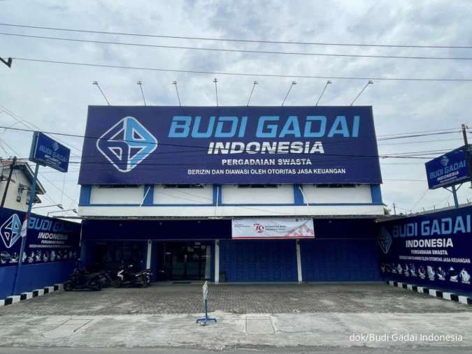 Tren Kontras: Gadai Emas Budi Gadai Melonjak Signifikan di Tengah Penyesuaian Suku Bunga