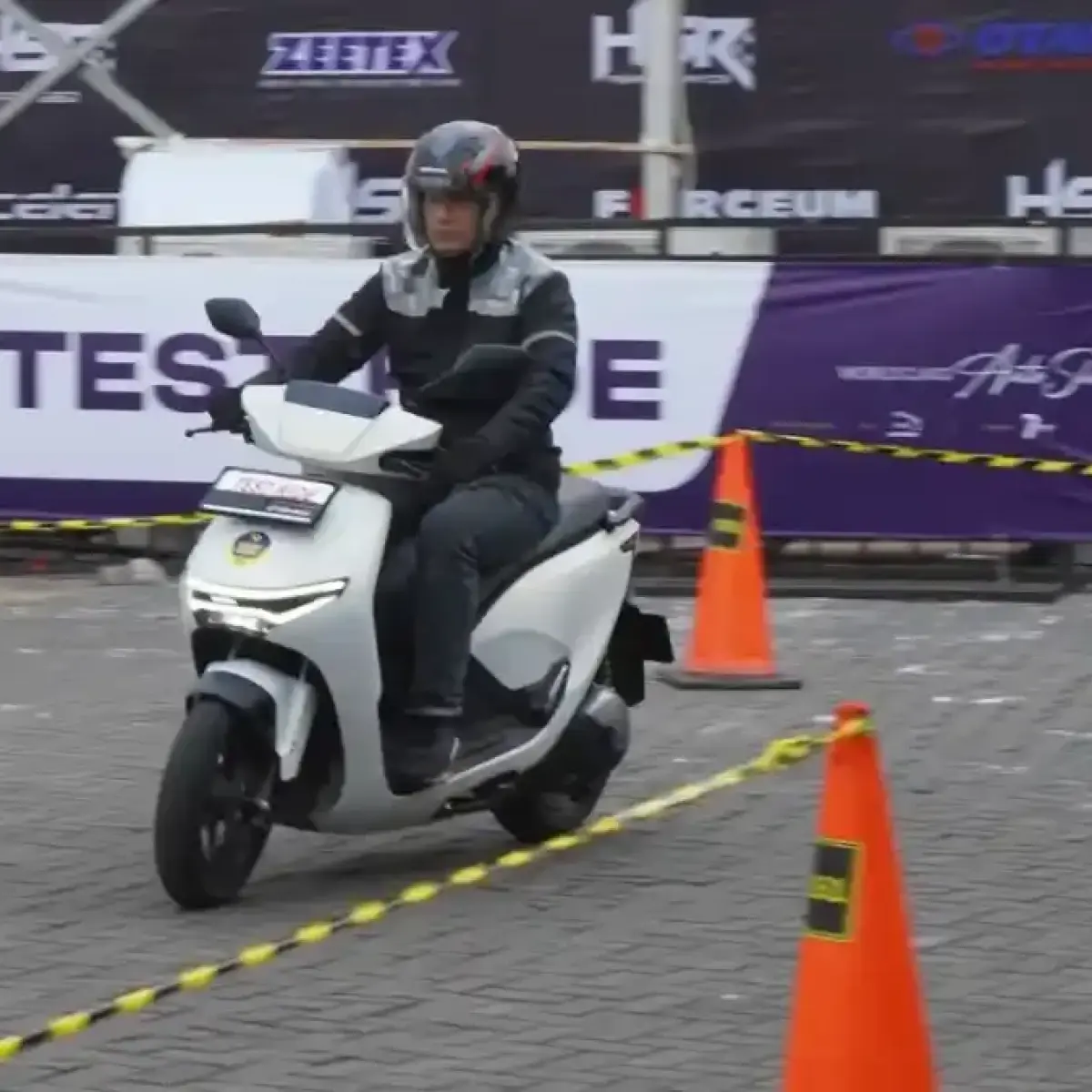 Panduan Lengkap Merawat Baterai Motor Listrik Honda untuk Performa Maksimal dan Umur Panjang