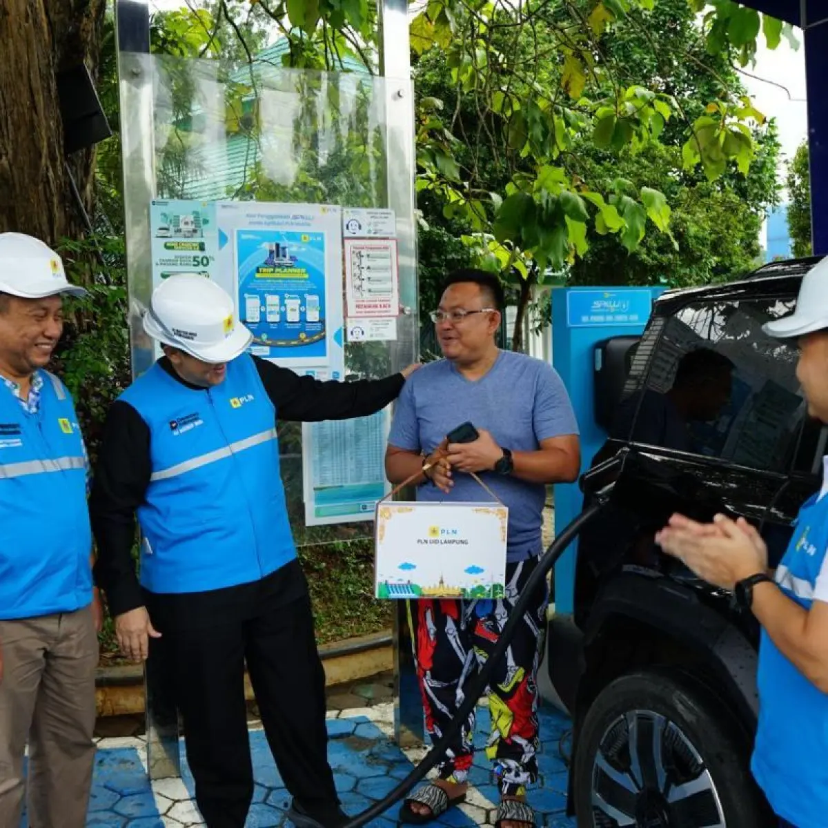 PLN Perkuat Jantung Mobilitas Listrik Nasional: Infrastruktur SPKLU Lampung Diperiksa Langsung