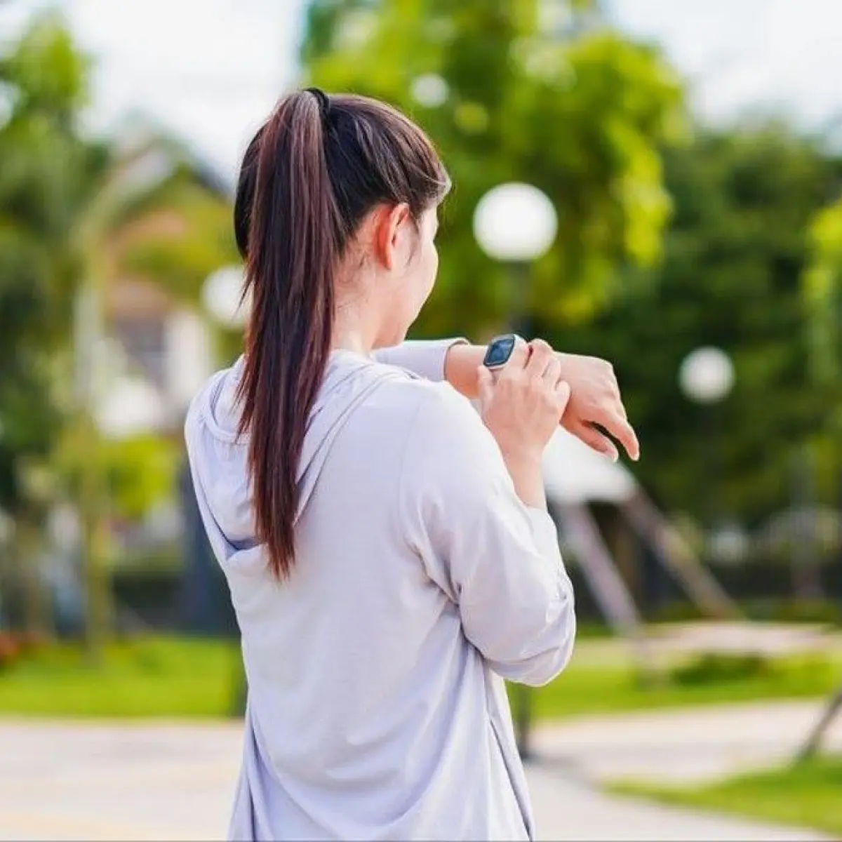 Studi Unversitas Sahid: AI Smartwatch Kini Berperan Mengubah Pola Perilaku Pengguna Digital Indonesia