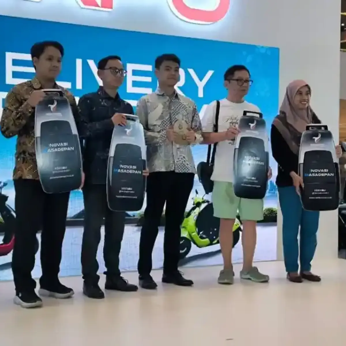 Indomobil Emotor Serap Aspirasi Pengguna Motor Listrik dalam Forum Interaktif di Bandung