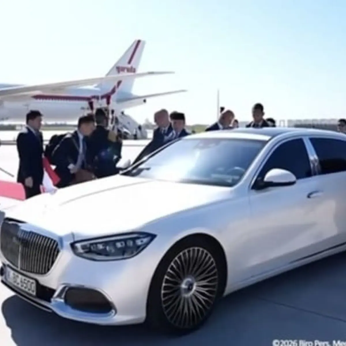 Sorotan Otomotif Pekan Ini: Dari Kemewahan VVIP hingga Pemangkasan Produksi Global Toyota