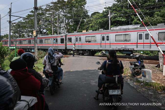 Ancaman Keselamatan di Jalur Kereta: KAI Kejar Anggaran Rp1,2 Triliun untuk Pengamanan 1.810 Perlintasan Liar