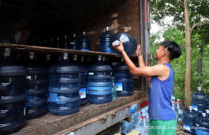 Tekanan Rupiah di Level Rp 18.000 Ancam Kenaikan Biaya Bahan Baku Industri Minuman