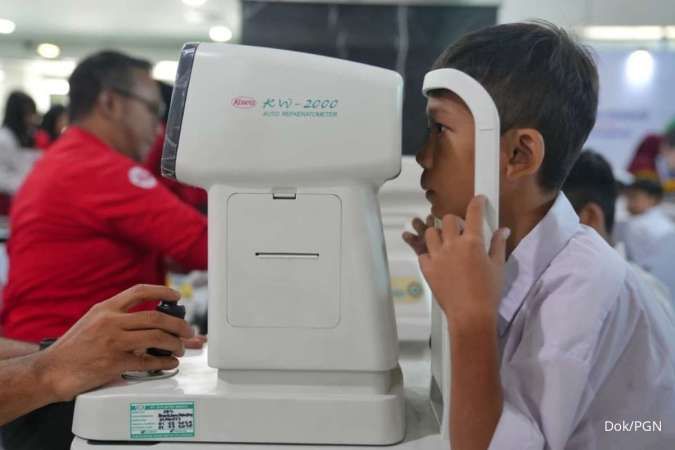 Dukung Generasi Penerus, PGN Gelar Bakti Sosial Kesehatan Mata untuk Ratusan Pelajar dan Warga