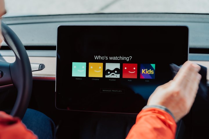 Perlindungan Anak di Ruang Digital: 64 Platform Besar Telah Laporkan Kepatuhan ke PP Tunas, Termasuk Raksasa E-commerce dan Streaming