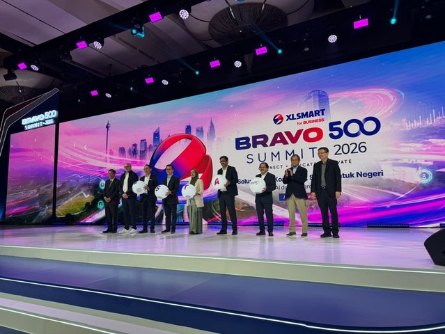XLSmart Hadirkan Ekosistem AI dan 5G Canggih Bernama ESTA untuk Akselerasi Bisnis Nasional