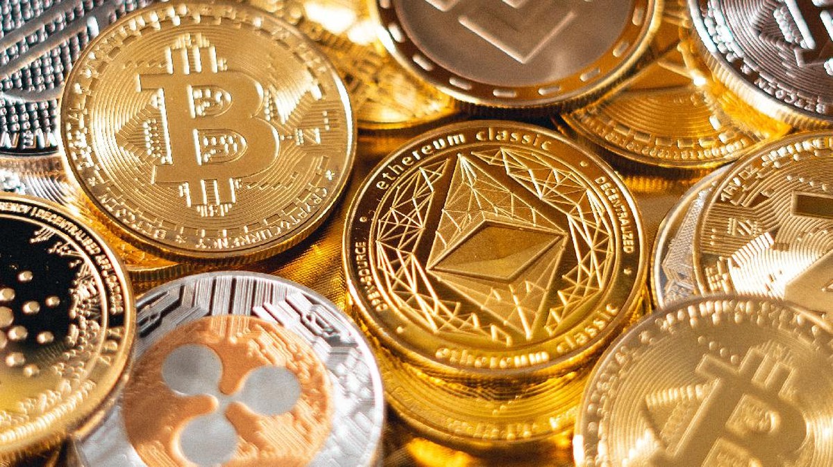 Foto: Ilustrasi Cryptocurrency (Photo by Art Rachen on Unsplash)