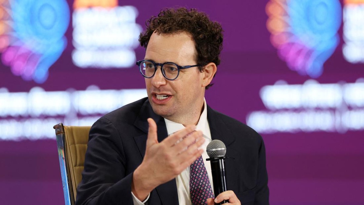 Foto: CEO Anthropic, Dario Amodei, menyampaikan pidato di acara AI Impact Summit, di New Delhi, India, 19 Februari 2026. (REUTERS/Bhawika Chhabra)