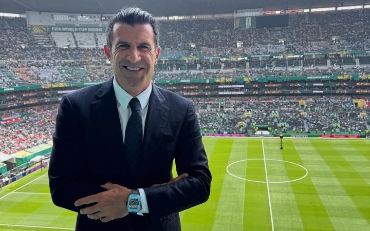 Kejutan Akbar! Bintang Sepak Bola Dunia Luís Figo Dijadwalkan Sambangi Jakarta di Pertengahan 2026