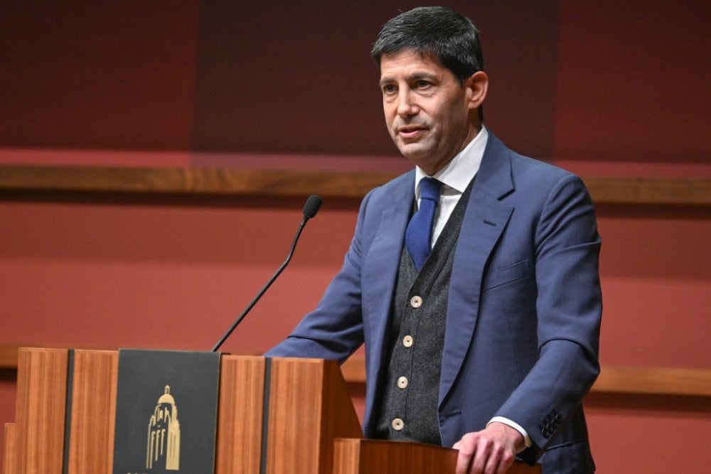 Kevin Warsh Umumkan Perombakan Besar Kebijakan The Fed Pasca Penetapan Suku Bunga Acuan