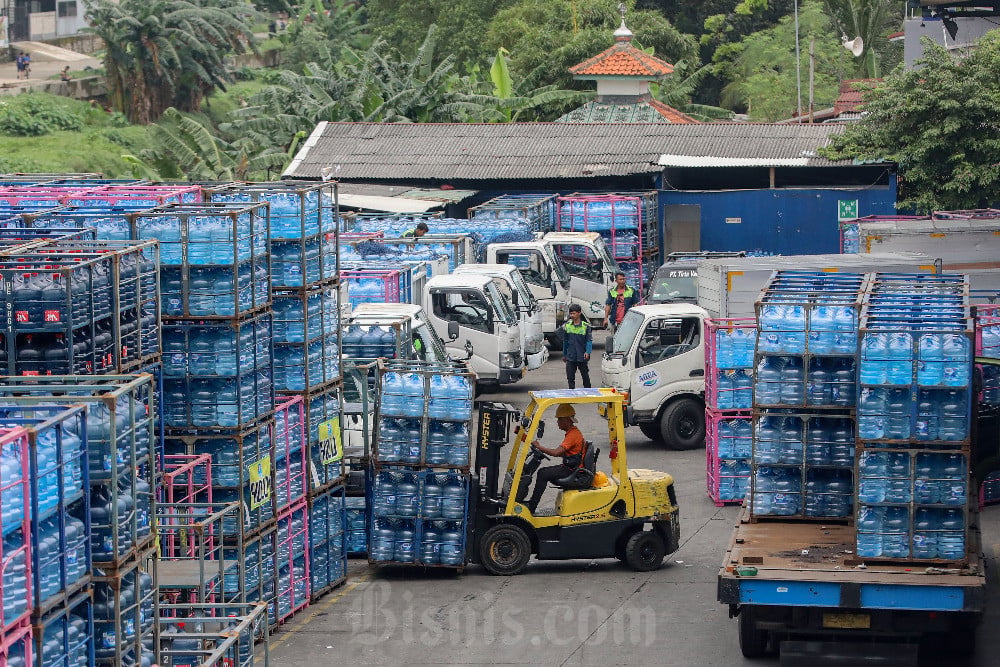Menanti Oktober 2026: Tantangan dan Strategi Industri Air Minum Kemasan Hadapi Kewajiban Sertifikasi SNI