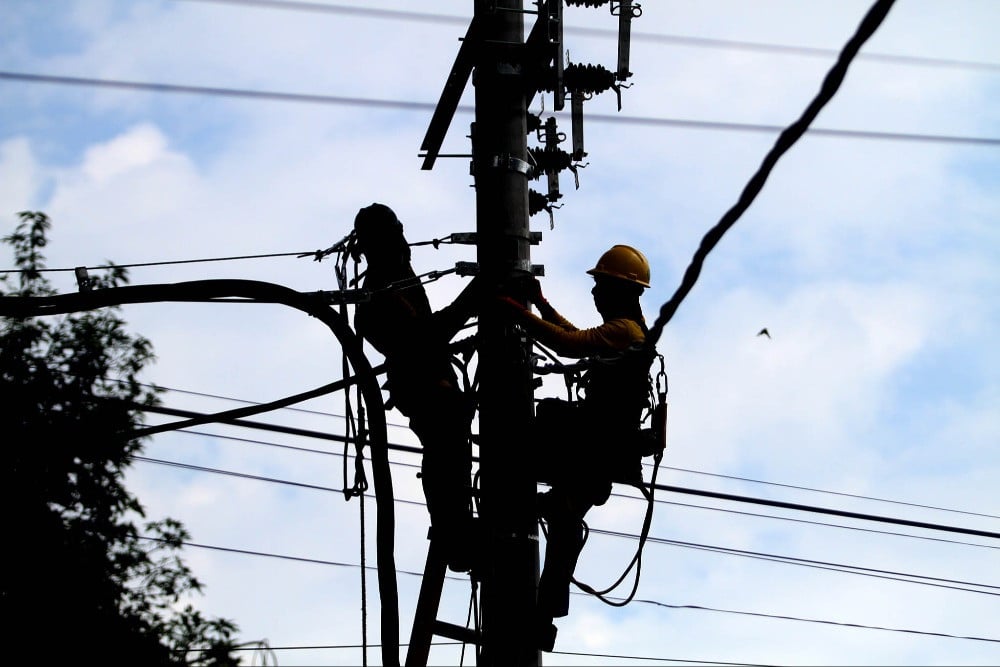 Percepatan Elektrifikasi Nasional: Pemerintah Kucur Rp10,3 Triliun untuk Terangi 5.700 Desa Sebelum 2027