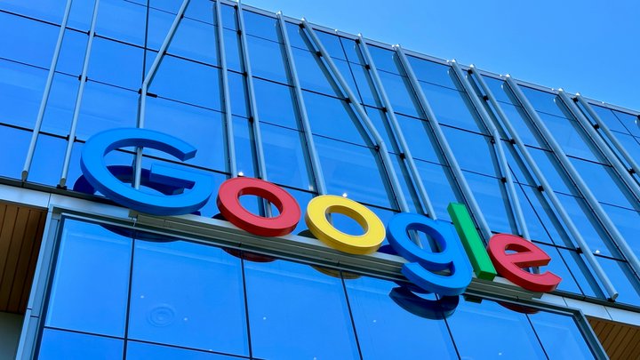 Kolaborasi Raksasa Teknologi: Google DeepMind Suntik Dana Miliaran ke Studio Film A24 untuk Inovasi Konten
