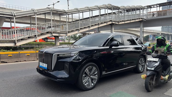 SUV Listrik Premium Asal Tiongkok, Hongqi E-HS9, Terpantau di Jakarta, Indikasi Kuat Peluncuran Resmi?