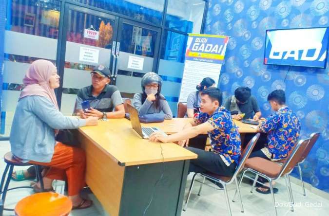 OJK Buka Pintu Nasionalisasi Dua Perusahaan Gadai Swasta, Industri Bersiap Hadapi Persaingan Sengit