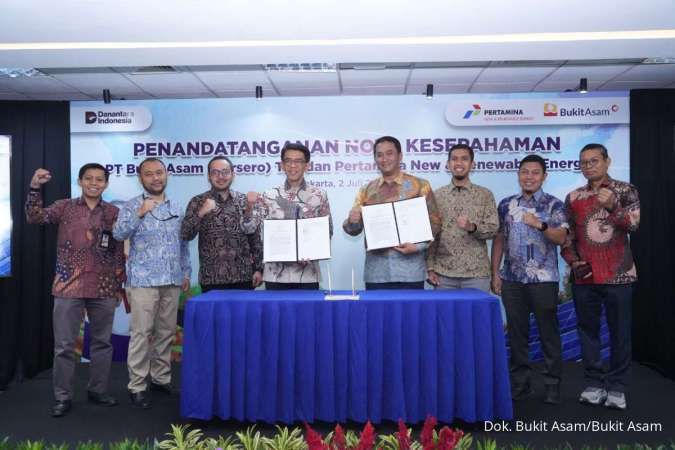 Kolaborasi Energi Bersih: Bukit Asam dan Pertamina NRE Jajaki Pembangunan Pembangkit Listrik Tenaga Surya di Bekas Area Tambang