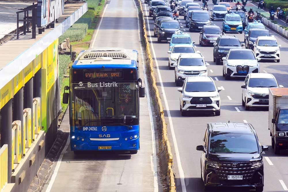 Dampak Event Lari di Jakarta: Lima Rute Transjakarta Baru Beroperasi Siang Hari