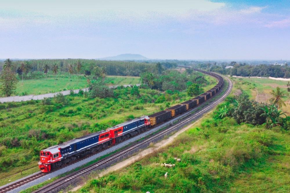 Batu Bara Dominasi Angkutan Kargo Kereta Api di Semester I Tahun 2026, KAI Perkuat Logistik Nasional