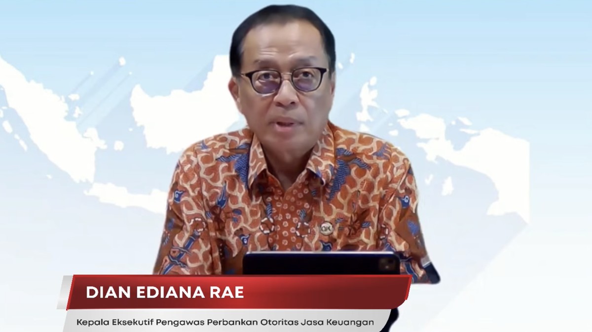 Foto: Kepala Eksekutif Pengawas Perbankan OJK, Dian Ediana Rae saat Konferensi Pers Asesmen Sektor Jasa Keuangan dan Kebijakan OJK Hasil RDKB Maret 2026. (YouTube/Otoritas Jasa Keuangan)