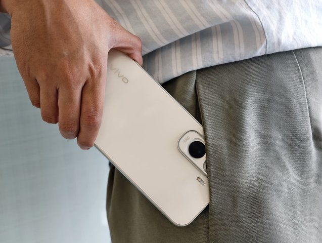 Melampaui Batas Harga: Mengupas Posisi Strategis Vivo Y500 sebagai Model Y Series Termahal di Indonesia