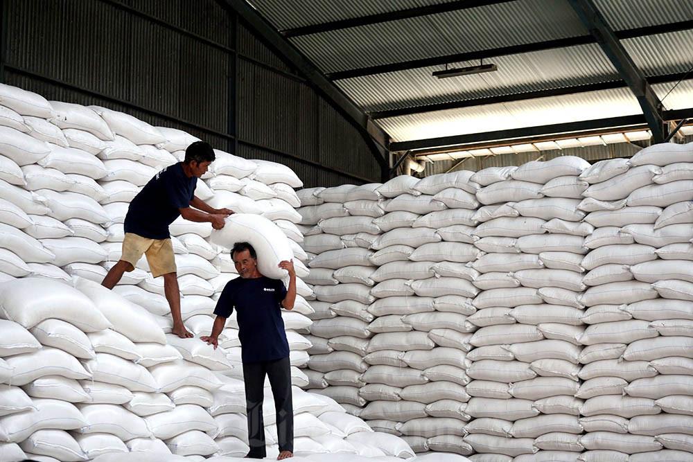 Bulog Kejar Kesepakatan Ekspor Beras ke Malaysia dan Singapura, Fokus pada Harga Adil untuk Petani