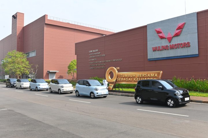9 Tahun Berkarya di Indonesia, Wuling Cetak 200.000 Unit Mobil Rakitan Lokal